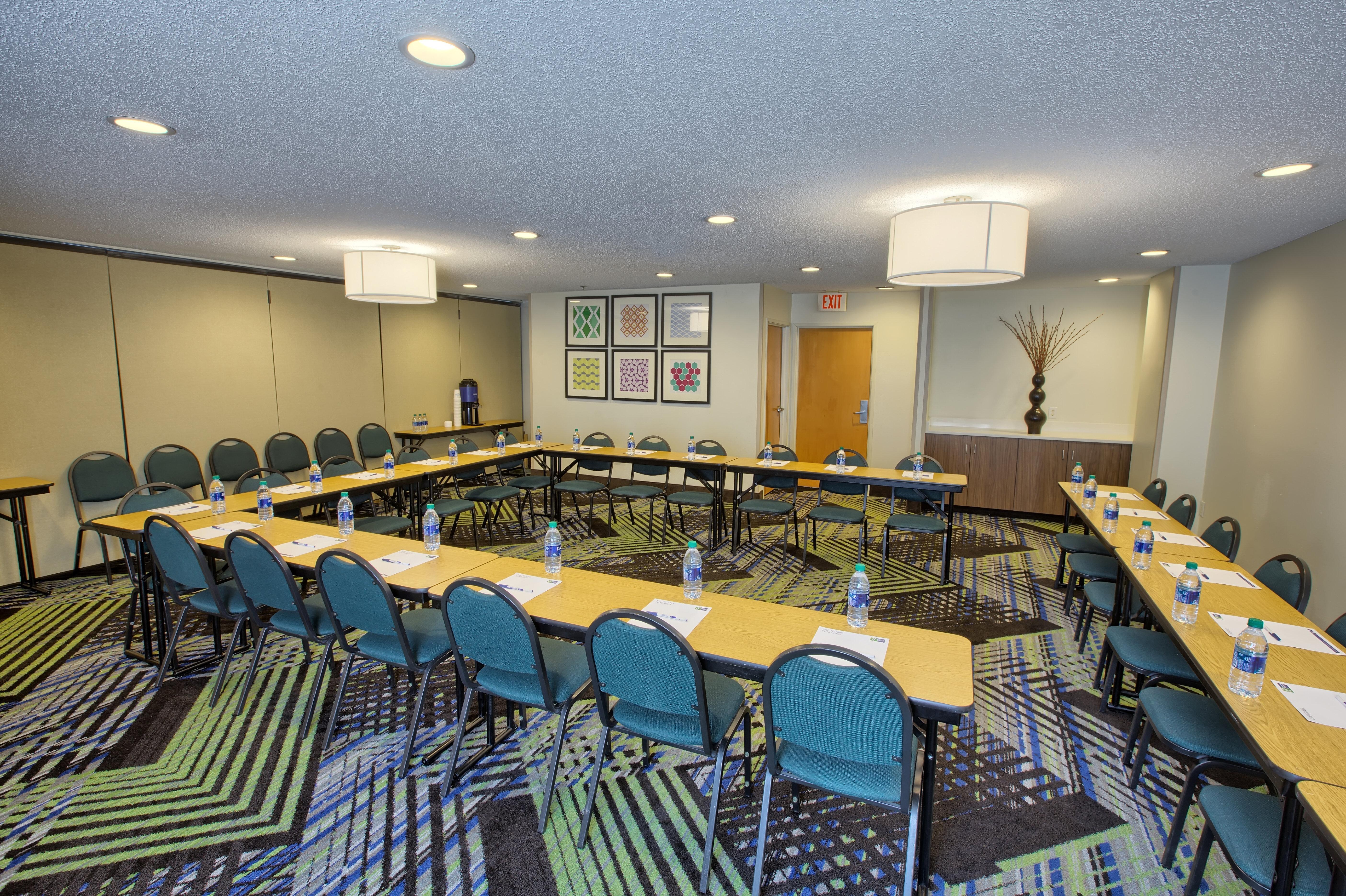 Holiday Inn Express Hotel & Suites Raleigh North - Wake Forest By Ihg Exterior foto