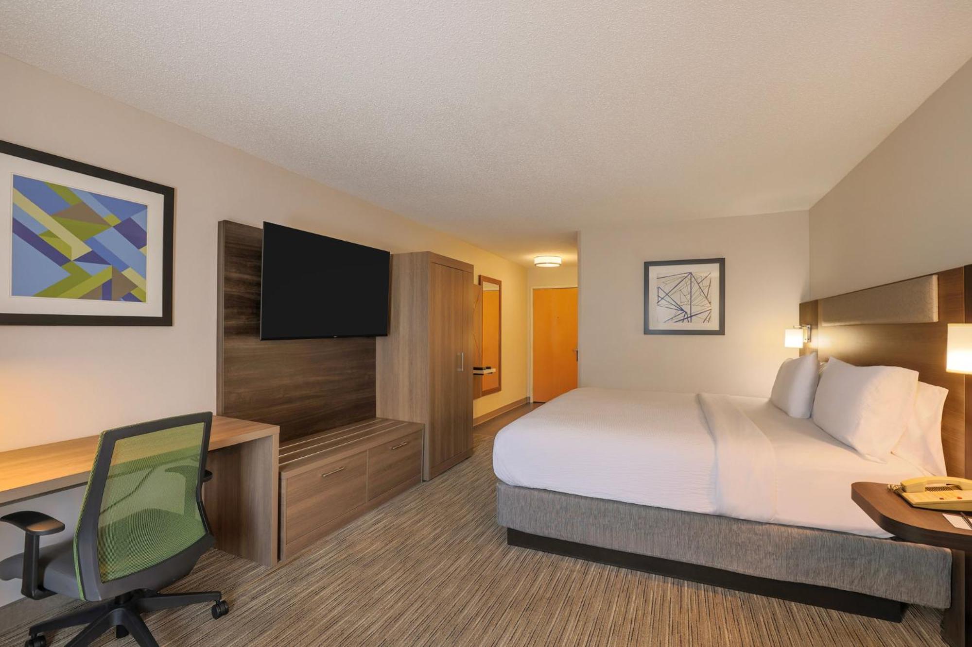 Holiday Inn Express Hotel & Suites Raleigh North - Wake Forest By Ihg Exterior foto