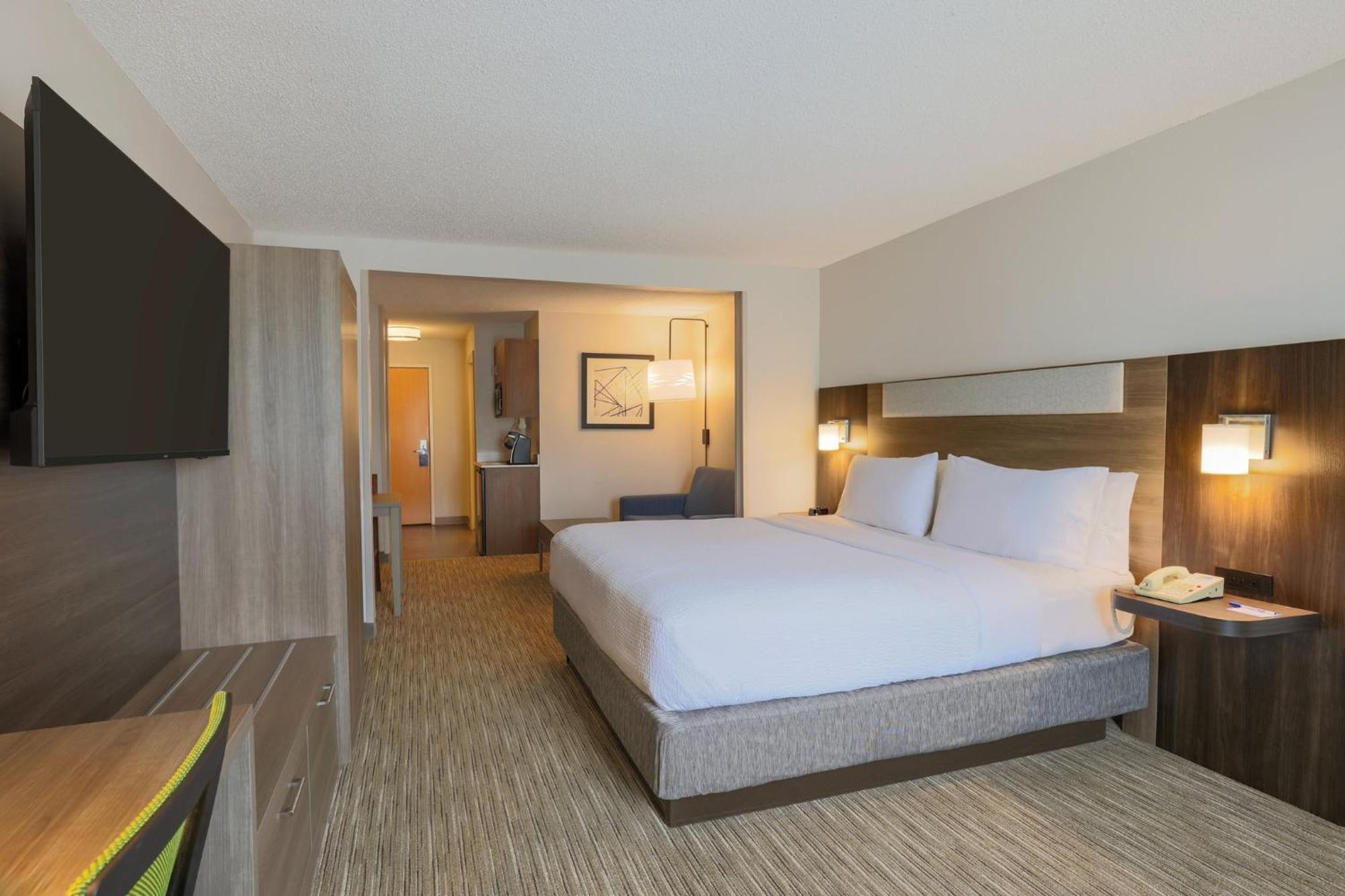 Holiday Inn Express Hotel & Suites Raleigh North - Wake Forest By Ihg Exterior foto